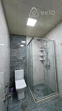 Kirayə verilir 2 otaqlı yeni tikili 70 m²