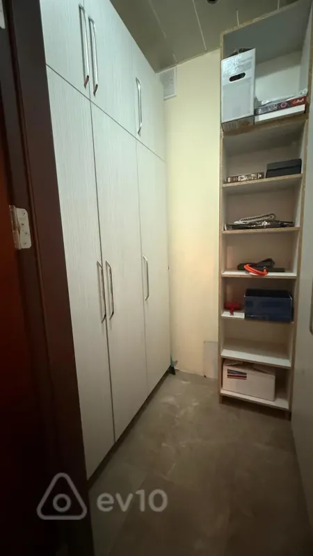 Satılır 4 otaqlı yeni tikili 170 m²