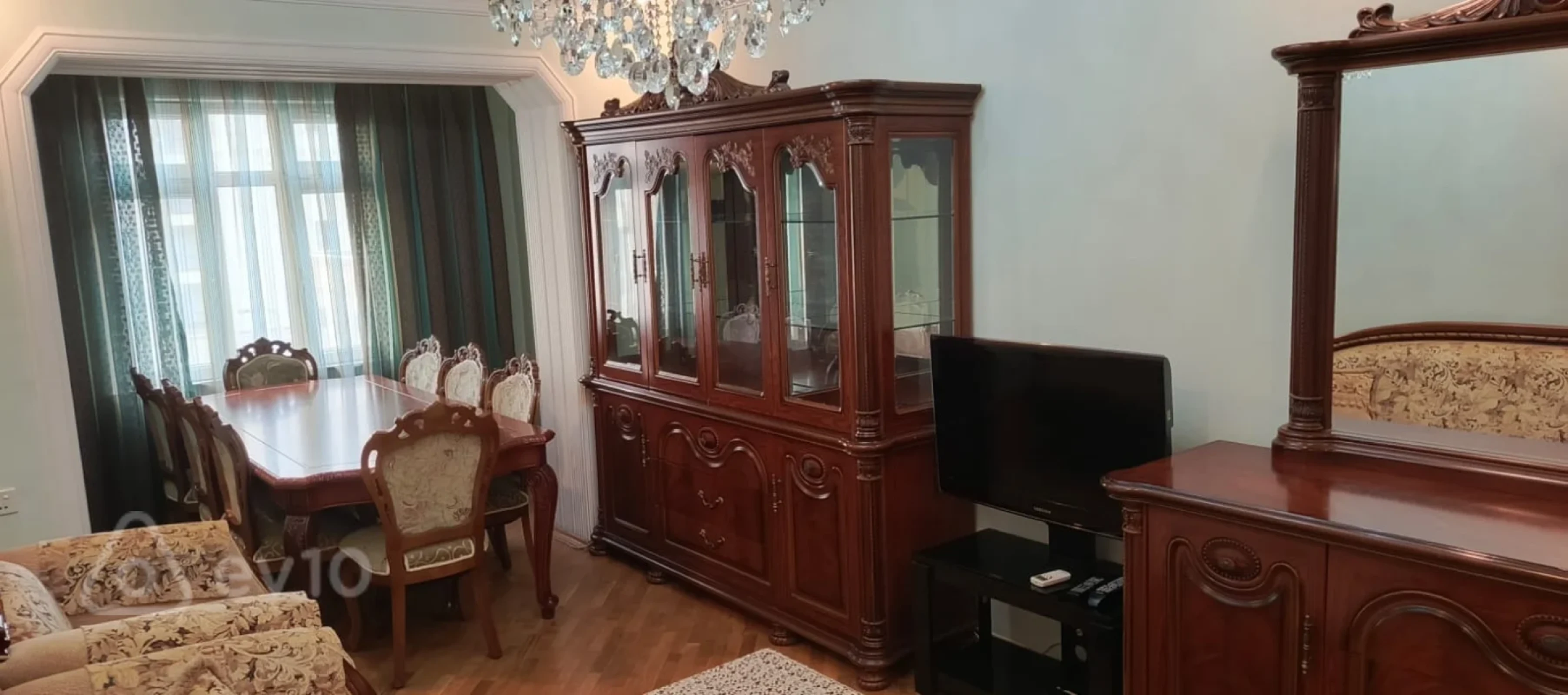 Kirayə verilir 3 otaqlı köhnə tikili 90 m²
