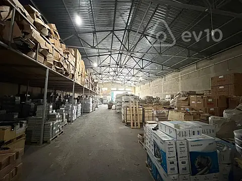 Kirayə verilir mənzil 1400 m²
