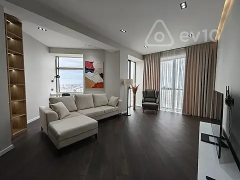 Kirayə verilir 4 otaqlı yeni tikili 200 m² — Bakı, Yasamal 4 otaq 200.00 m²
