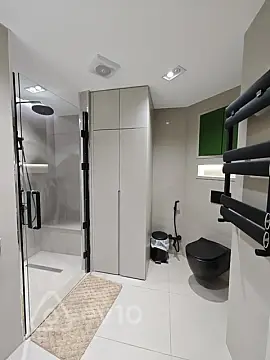 Kirayə verilir 4 otaqlı yeni tikili 200 m²