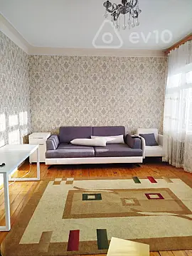 Kirayə verilir 3 otaqlı yeni tikili 100 m²