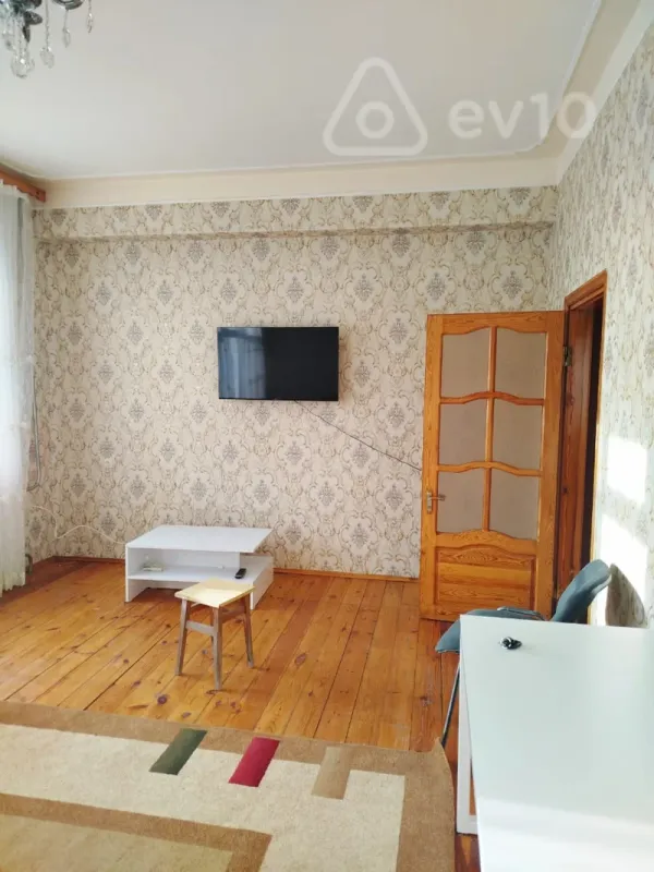 Kirayə verilir 3 otaqlı yeni tikili 100 m²