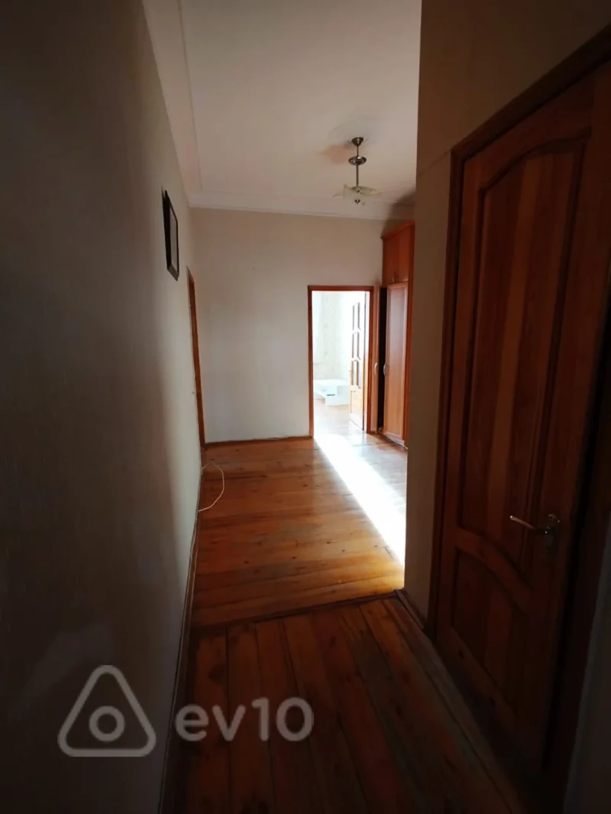 Kirayə verilir 3 otaqlı yeni tikili 100 m²