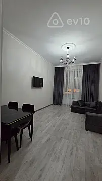 Kirayə verilir 2 otaqlı köhnə tikili 60 m² — Bakı, Səbail 2 otaq 60.00 m²