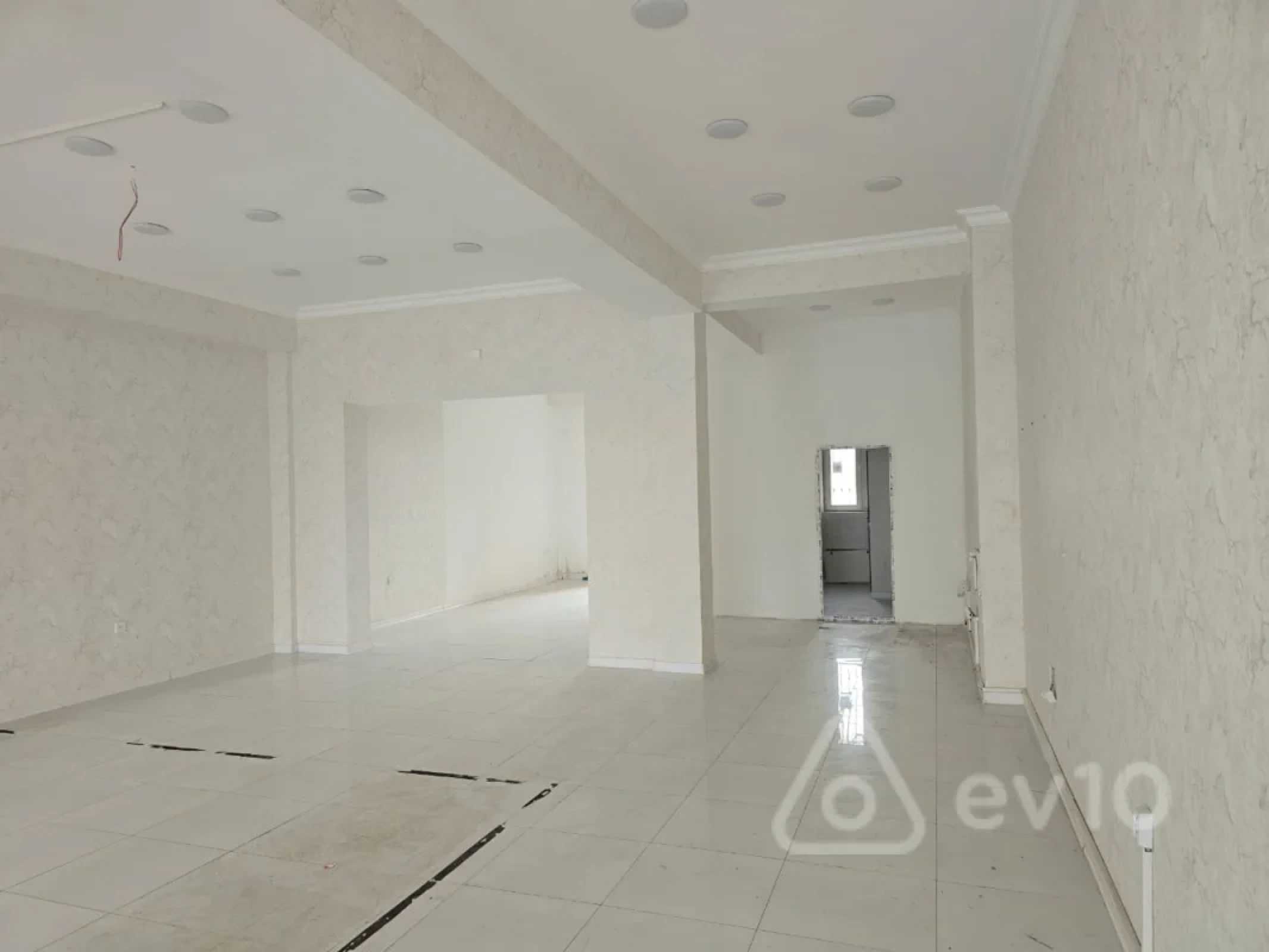 Kirayə verilir mənzil 150 m²