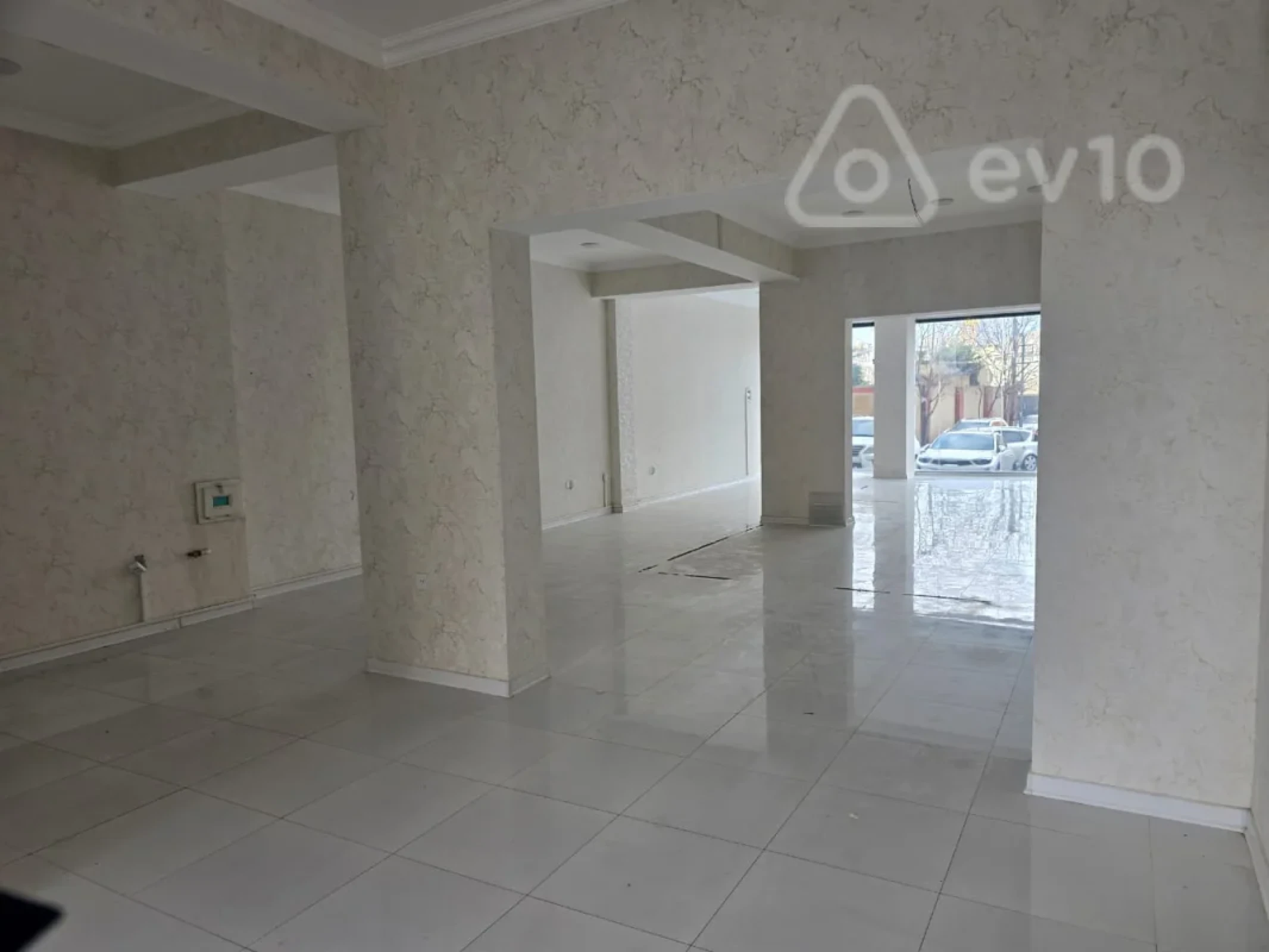 Kirayə verilir mənzil 150 m²