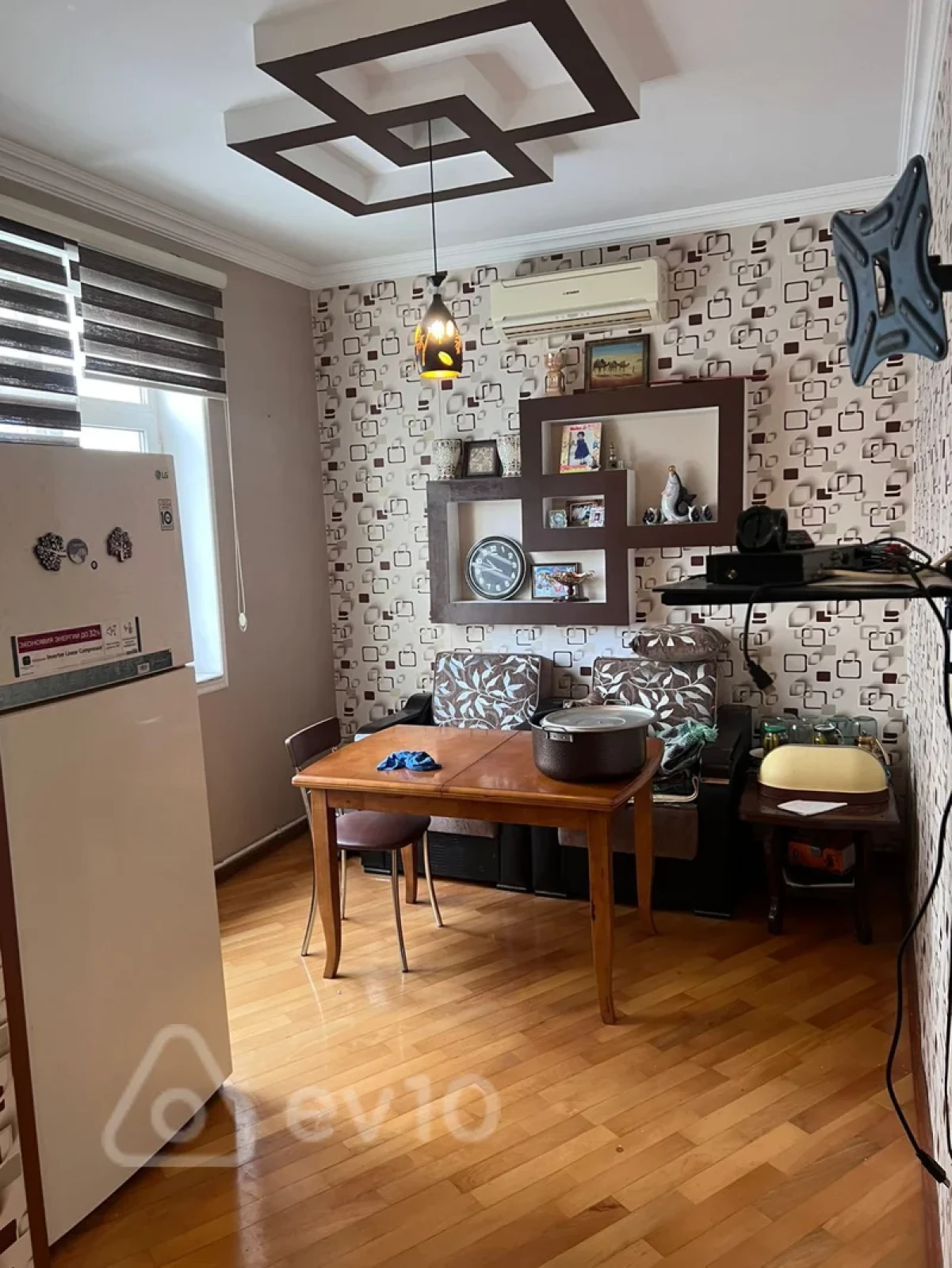 Kirayə verilir 3 otaqlı yeni tikili 115 m²