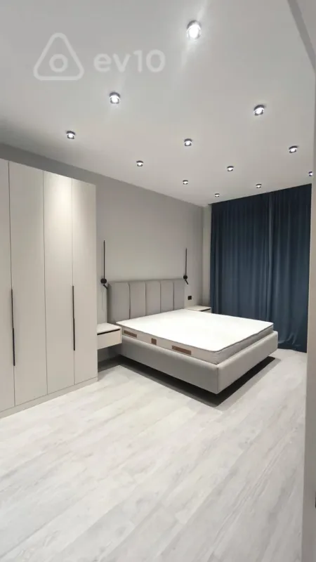 Satılır 3 otaqlı yeni tikili 91.9 m²