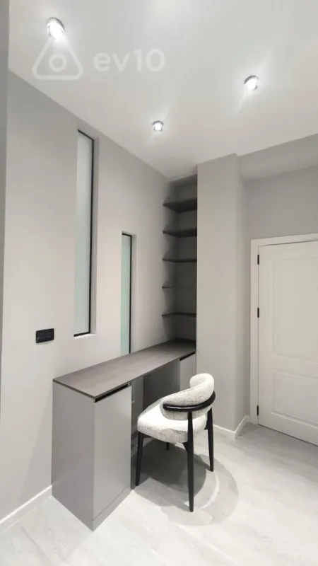 Satılır 3 otaqlı yeni tikili 91.9 m²