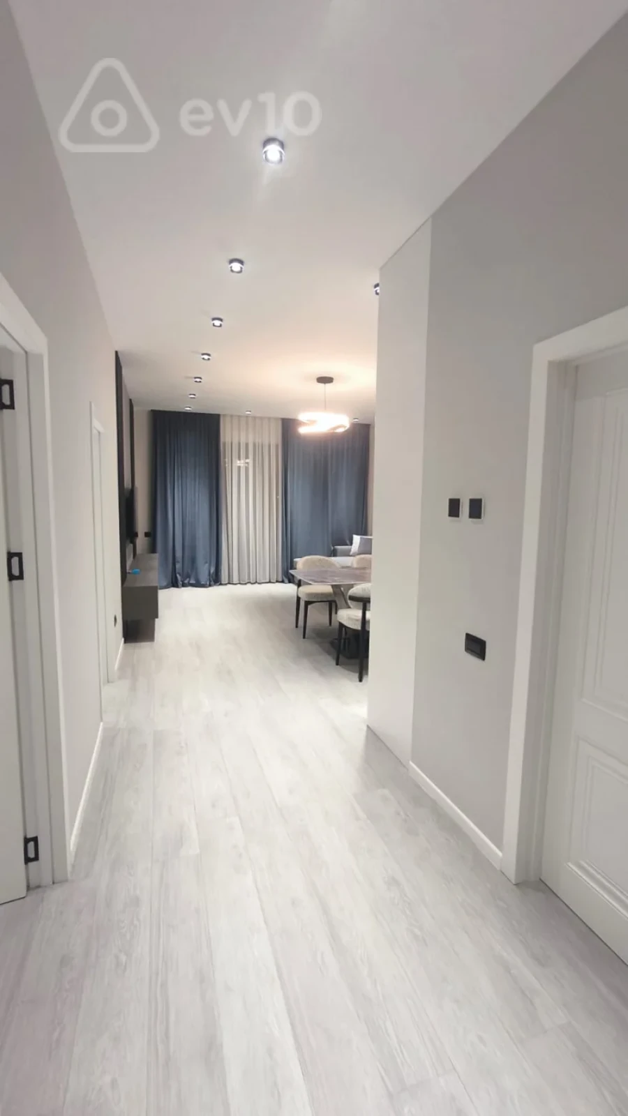 Satılır 3 otaqlı yeni tikili 91.9 m²