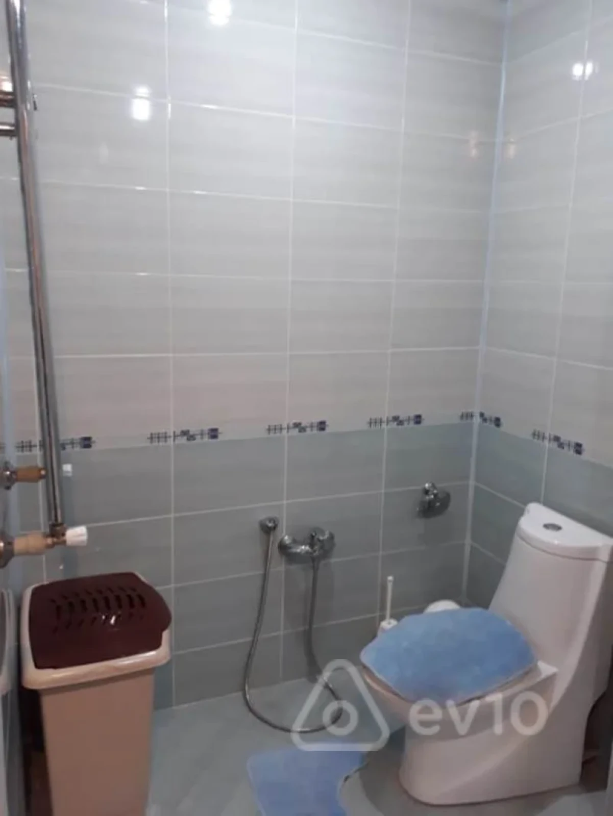 Kirayə verilir 3 otaqlı yeni tikili 140 m²