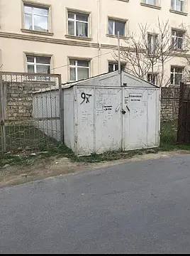 Satılır qaraj 17 m²