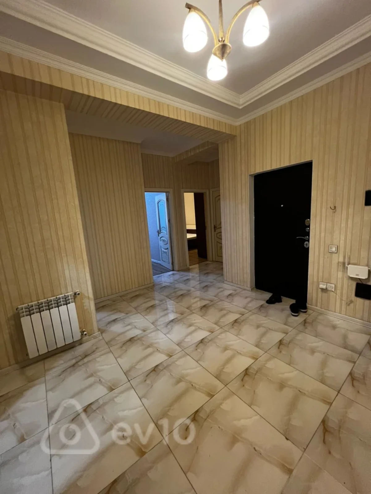 Kirayə verilir 2 otaqlı yeni tikili 100 m²