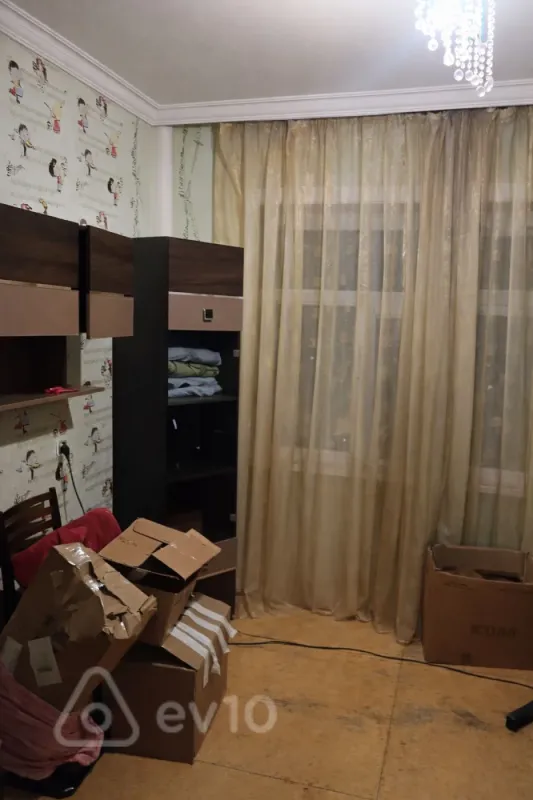 Kirayə verilir 4 otaqlı yeni tikili 120 m²