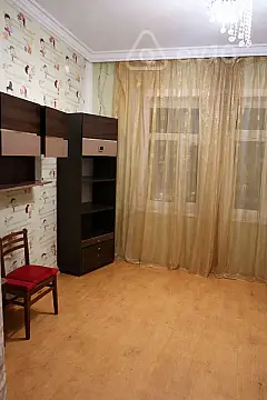 Kirayə verilir 4 otaqlı yeni tikili 120 m²