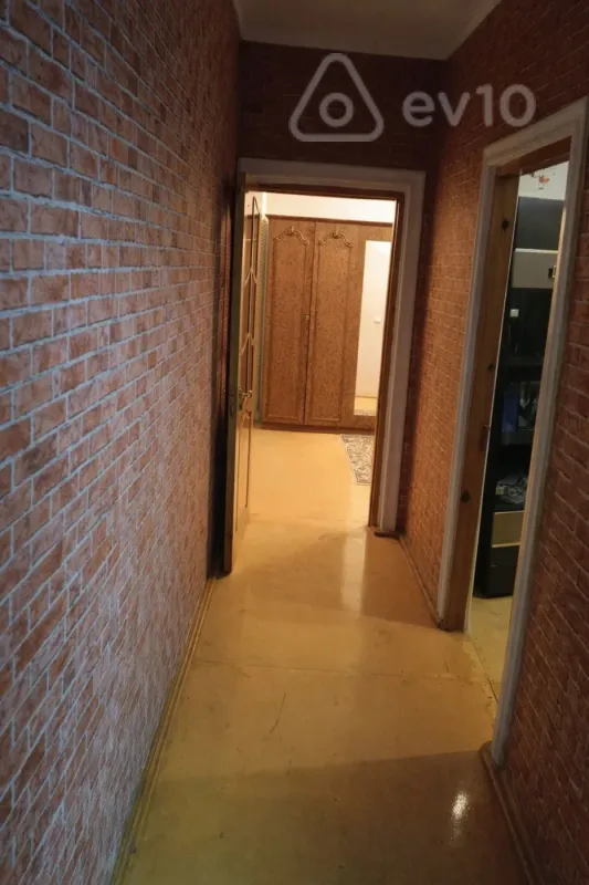 Kirayə verilir 4 otaqlı yeni tikili 120 m²