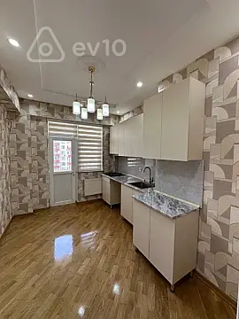 Satılır 3 otaqlı yeni tikili 85 m²