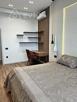 Kirayə verilir 3 otaqlı yeni tikili 110 m²
