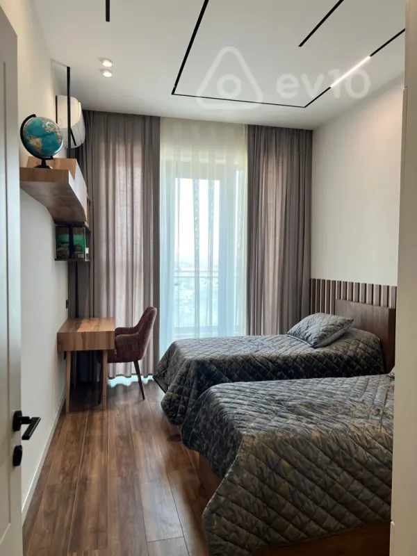 Kirayə verilir 3 otaqlı yeni tikili 110 m²