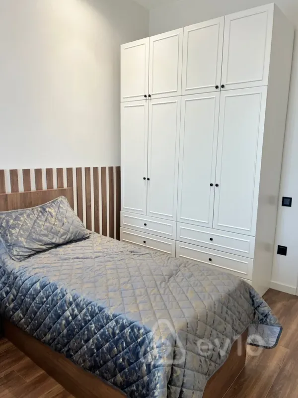 Kirayə verilir 3 otaqlı yeni tikili 110 m²