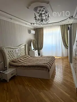 Satılır 3 otaqlı yeni tikili 95 m²