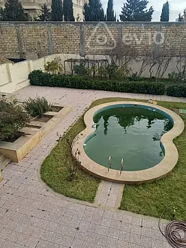 Kirayə verilir 6 otaqlı həyət evi 600 m²