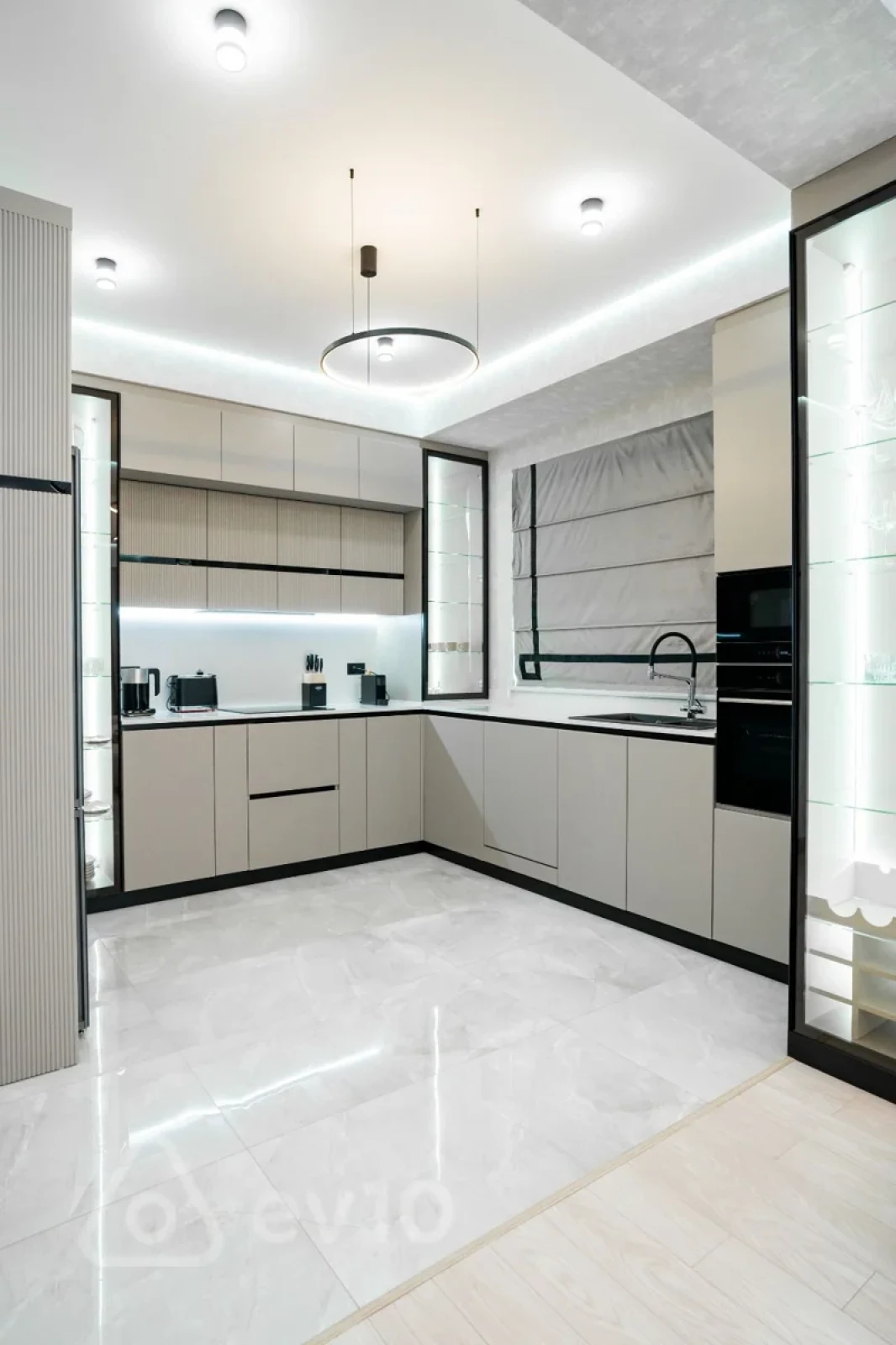 Kirayə verilir 3 otaqlı yeni tikili 120 m²