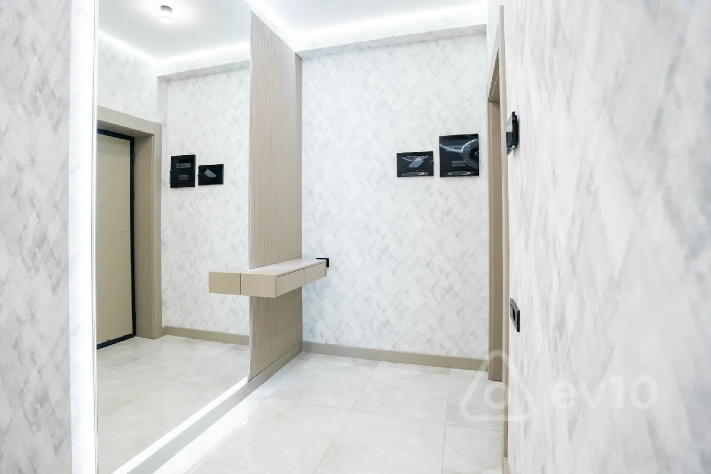 Kirayə verilir 3 otaqlı yeni tikili 120 m²