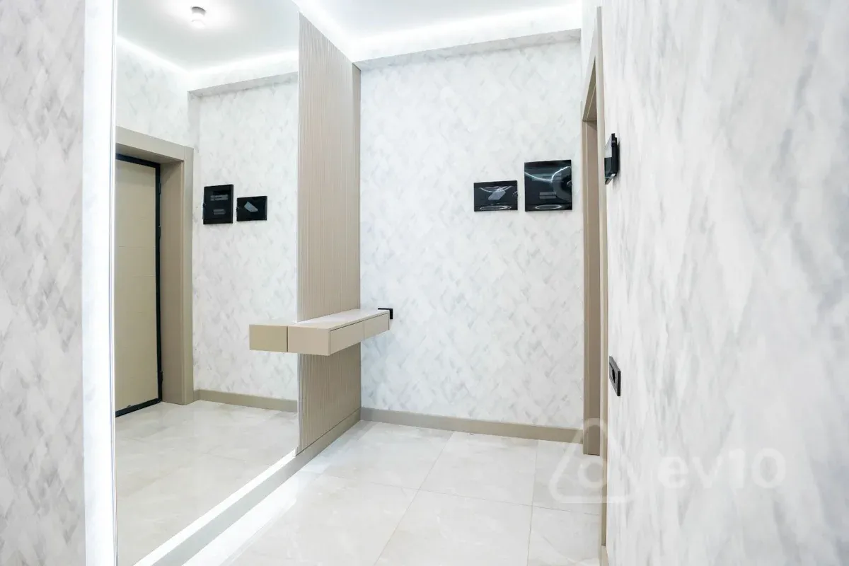 Kirayə verilir 3 otaqlı yeni tikili 120 m²