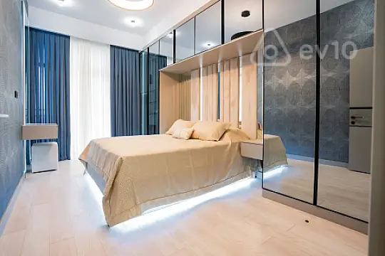Kirayə verilir 3 otaqlı yeni tikili 120 m²