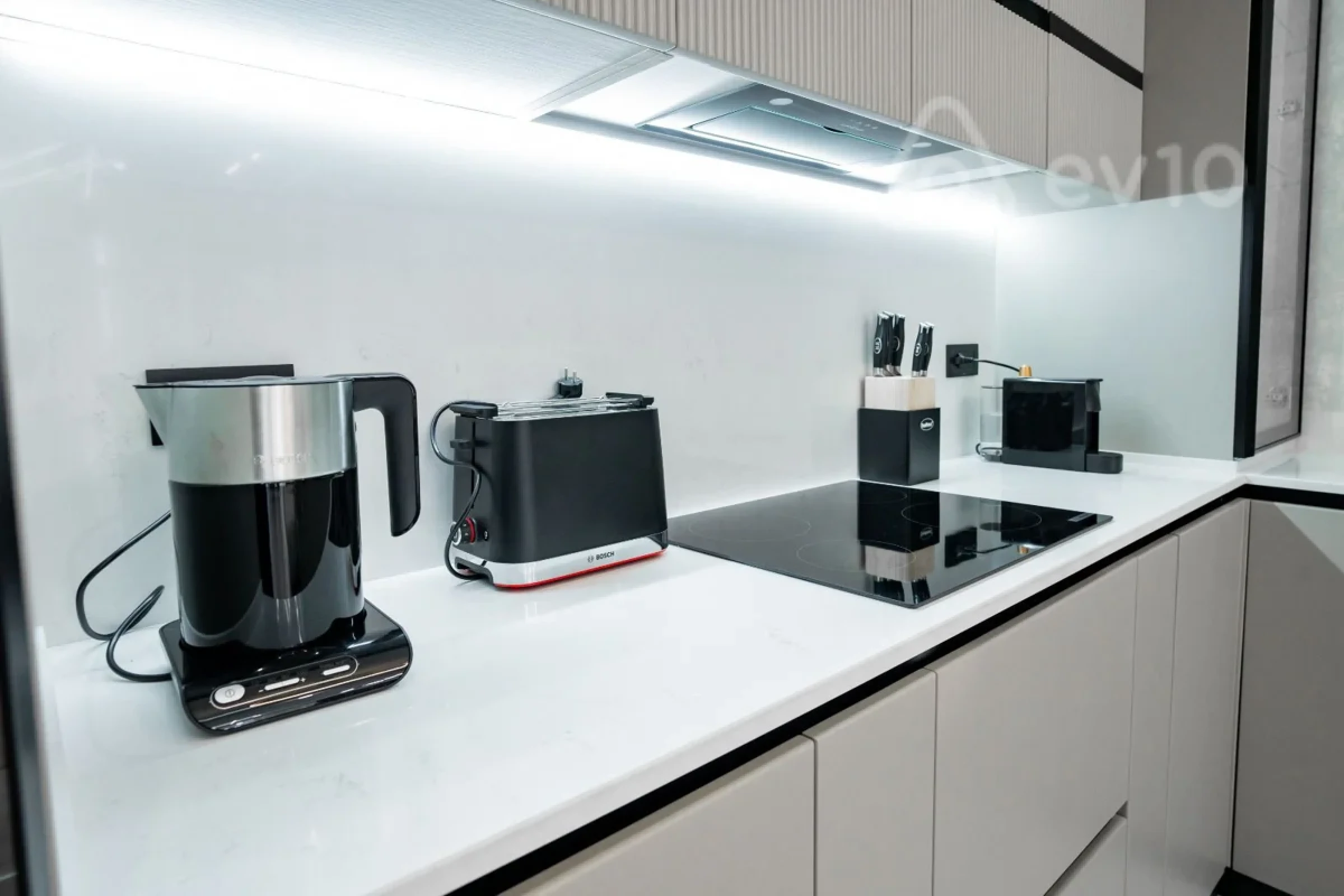 Kirayə verilir 3 otaqlı yeni tikili 120 m²