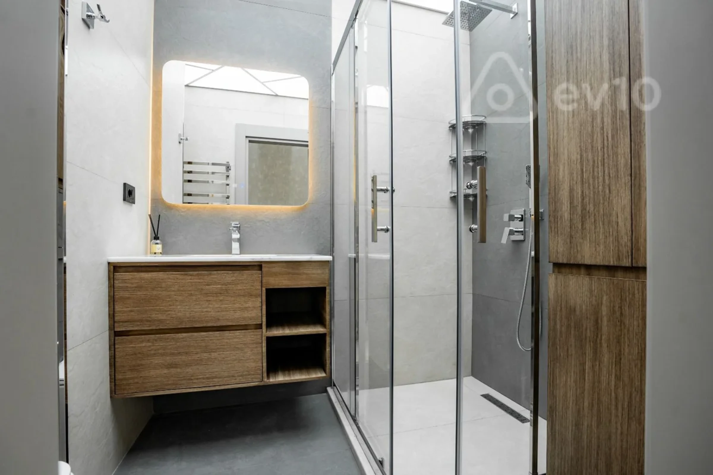 Kirayə verilir 3 otaqlı yeni tikili 120 m²