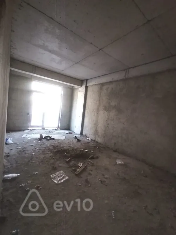 Satılır 3 otaqlı yeni tikili 135 m²