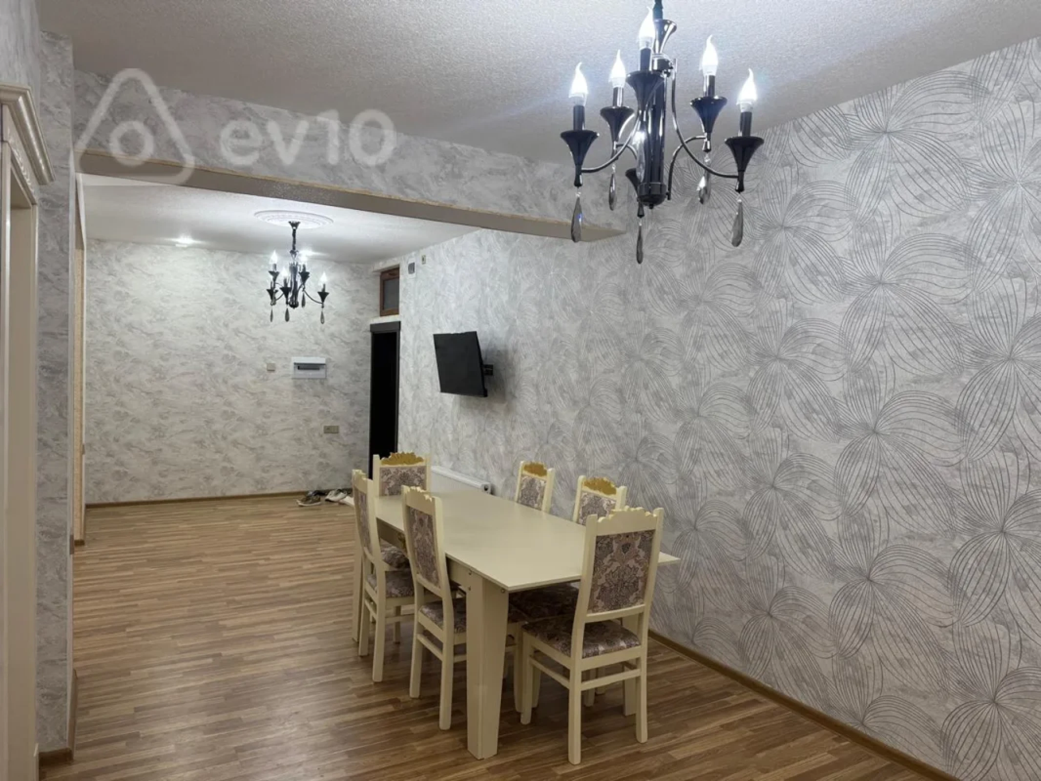 Satılır 2 otaqlı yeni tikili 106 m²