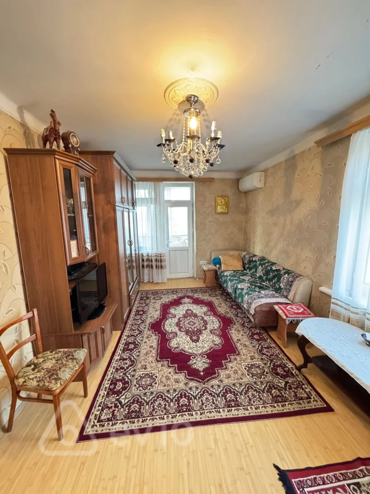 Kirayə verilir 1 otaqlı köhnə tikili 45 m²