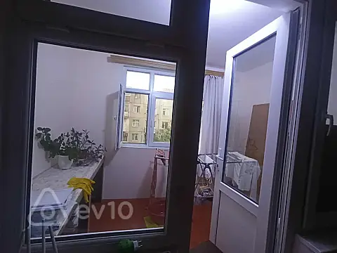 Kirayə verilir 2 otaqlı köhnə tikili 90 m² — Bakı, Nizami 2 otaq 90.00 m²