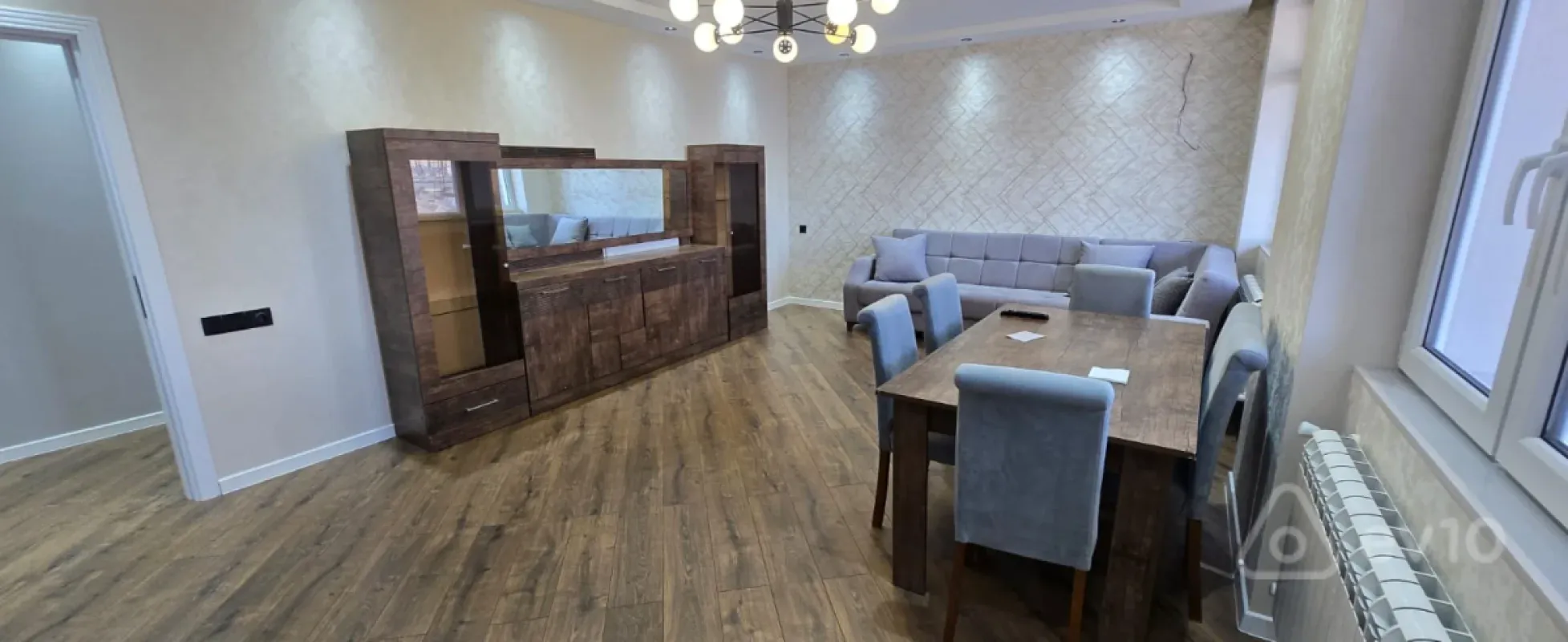 Kirayə verilir 5 otaqlı köhnə tikili 120 m²