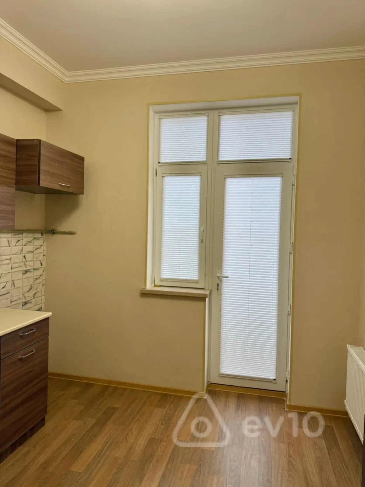 Kirayə verilir 4 otaqlı yeni tikili 90 m²