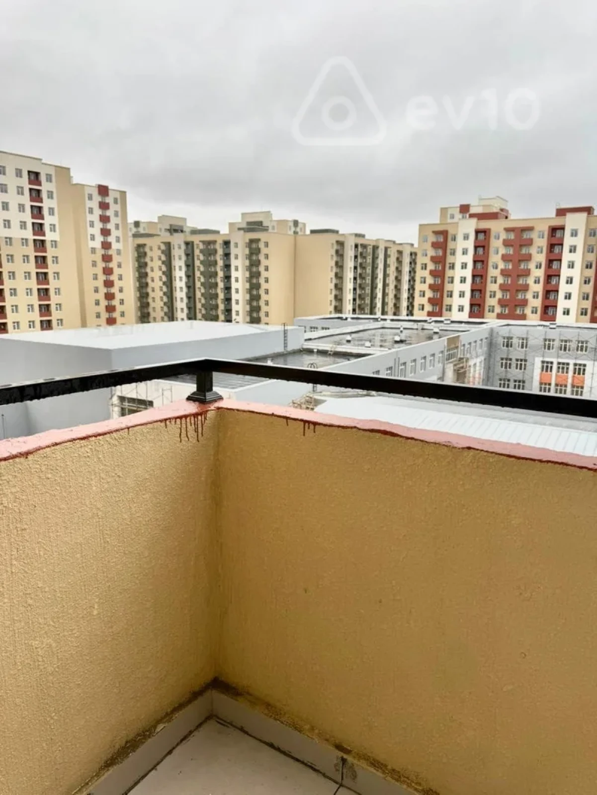 Kirayə verilir 4 otaqlı yeni tikili 90 m²