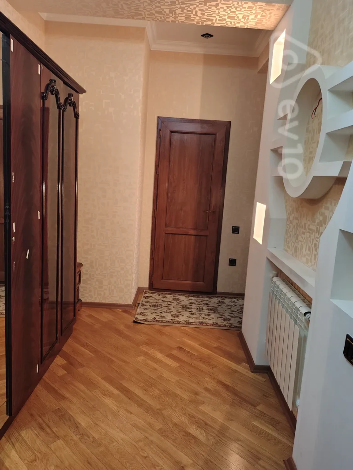 Kirayə verilir 2 otaqlı yeni tikili 81 m²