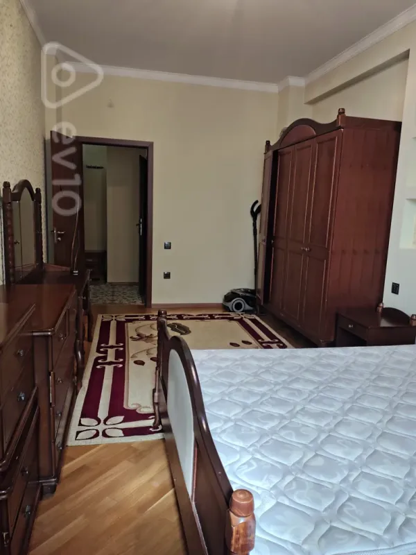 Kirayə verilir 2 otaqlı yeni tikili 81 m²