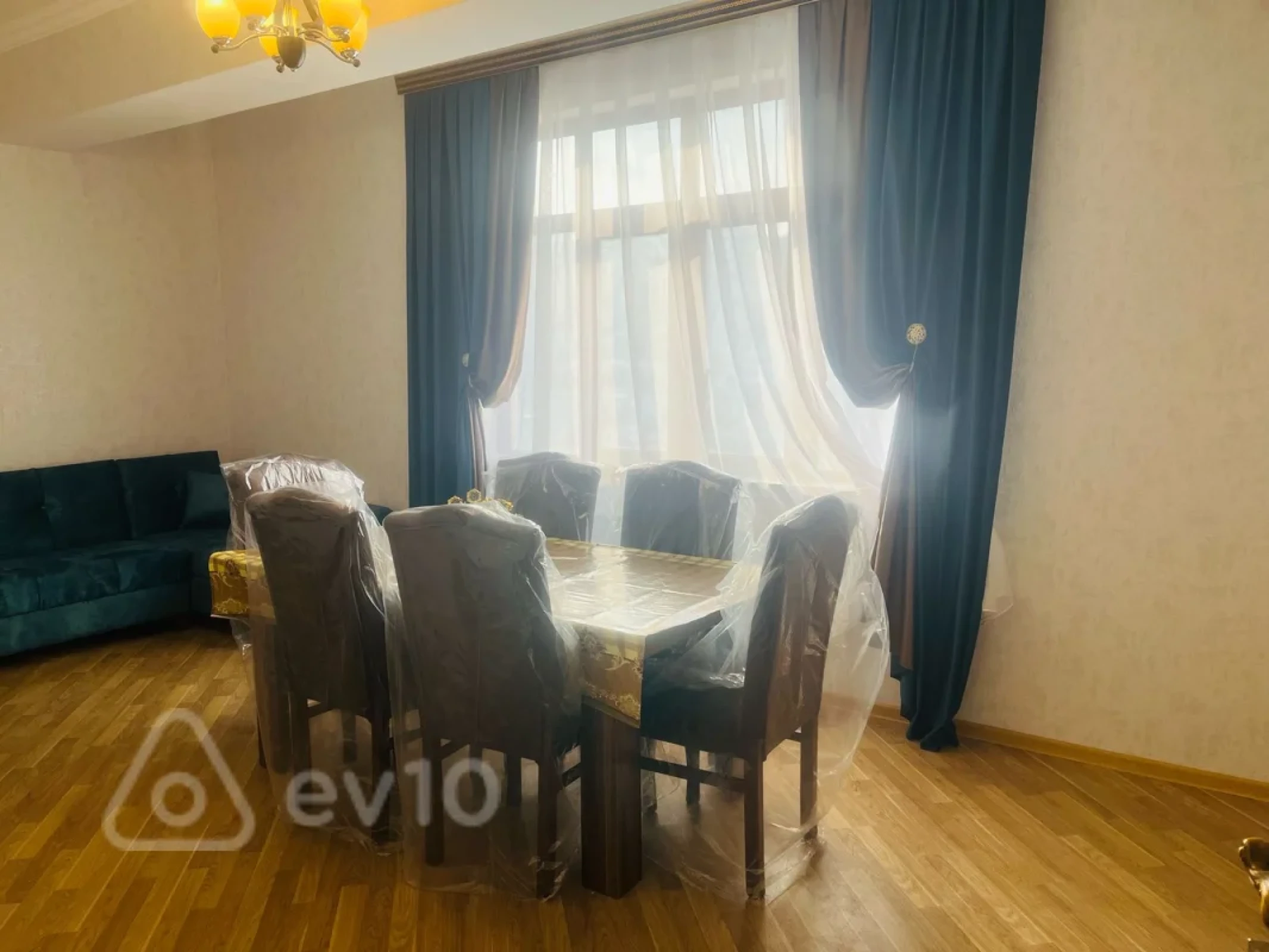 Kirayə verilir 1 otaqlı yeni tikili 60 m²