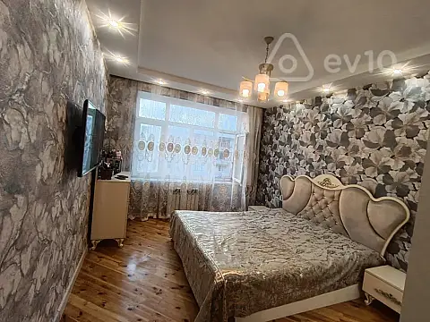 Satılır 3 otaqlı köhnə tikili 90 m² — Xırdalan 3 otaq 90.00 m²