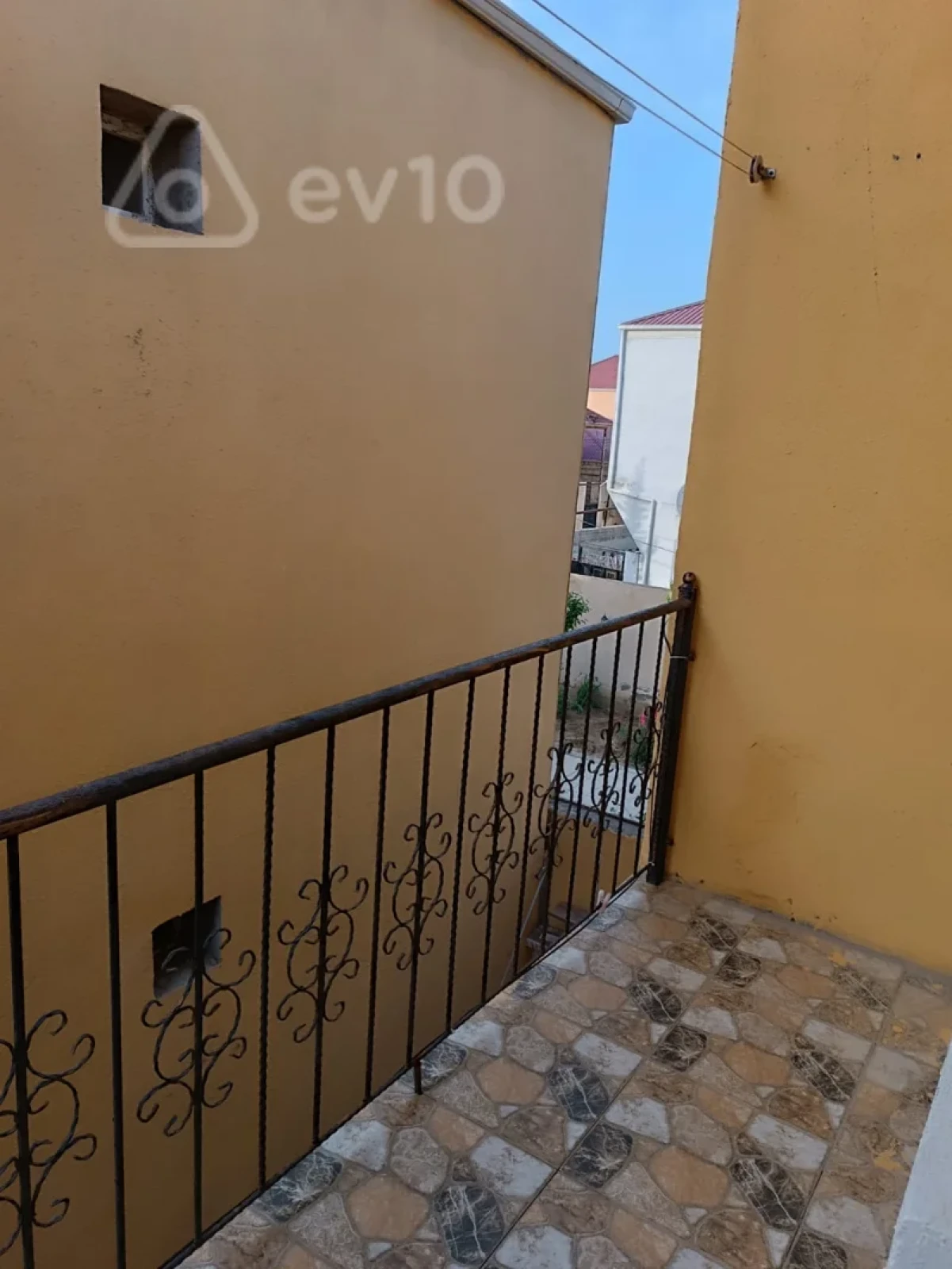 Kirayə verilir 3 otaqlı həyət evi 95 m²