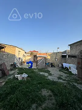 Satılır 3 otaqlı həyət evi 100 m²
