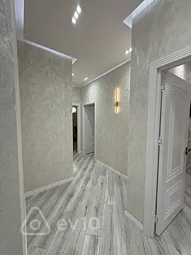 Kirayə verilir 2 otaqlı yeni tikili 65 m²