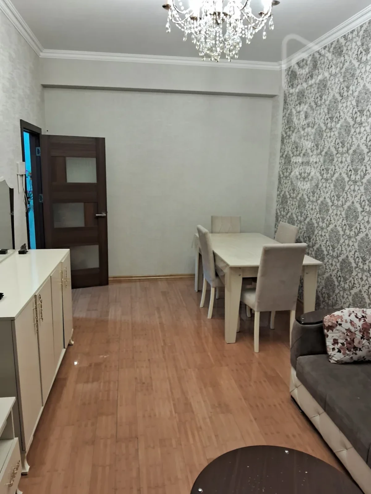Kirayə verilir 2 otaqlı yeni tikili 63 m²