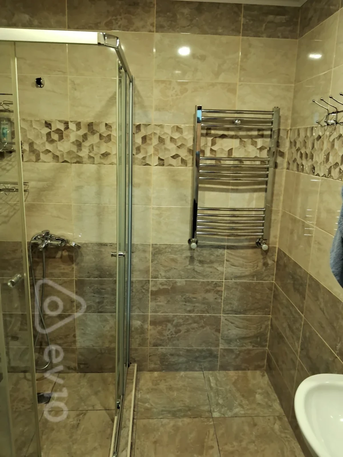 Kirayə verilir 2 otaqlı yeni tikili 63 m²